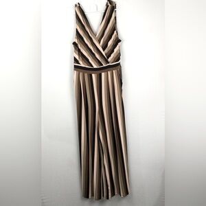 Torrid Studio Knit Surplice Tie Back Jumpsuit Romper womens size 1